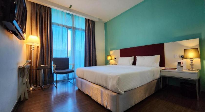 ดี นอร์ท สตาร์ โฮเต็ลแอนด์สปา Hotel ซันดากัน ภายนอก รูปภาพ