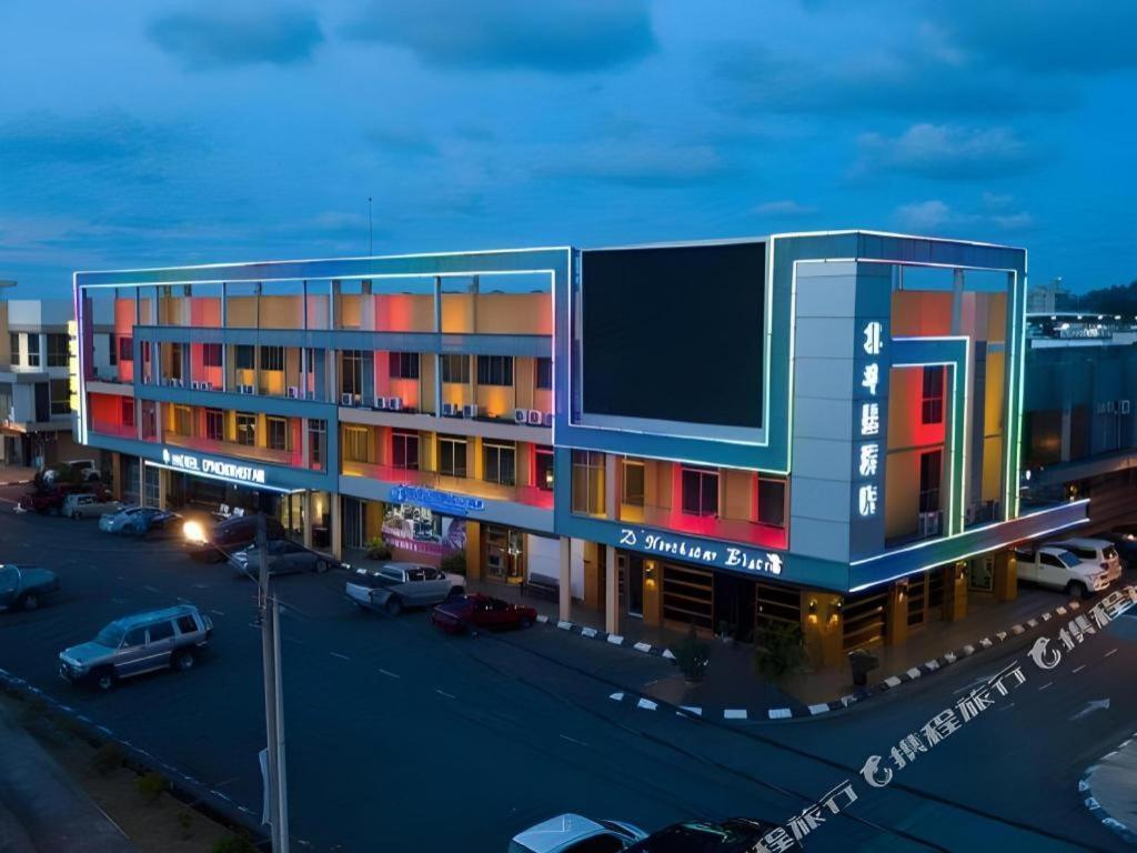 ดี นอร์ท สตาร์ โฮเต็ลแอนด์สปา Hotel ซันดากัน ภายนอก รูปภาพ